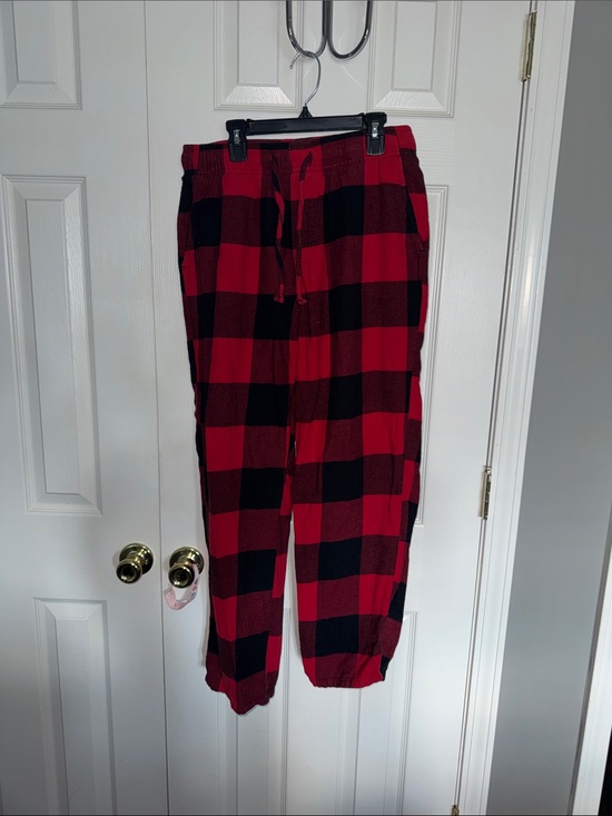 Old Navy Pants - Old Navy Red and Black Buffalo Plaid Jogger Pants